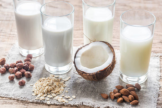 Weißes destilliertes Monoglycerid mit GMP / Koscher / Halal-Zertifizierung